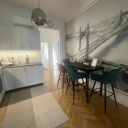 Szip 2 - New In Downtown Apartment Budapest